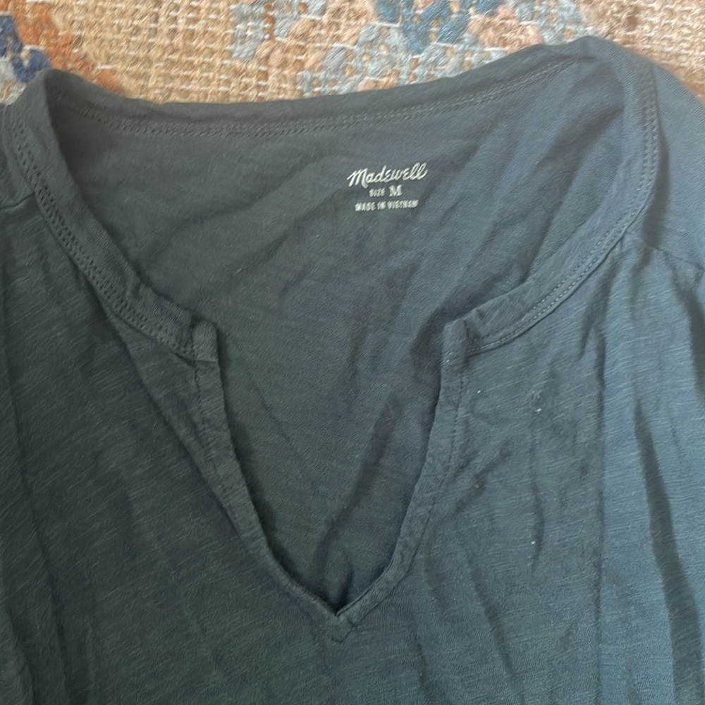 Madewell tee - Picture 2 of 2